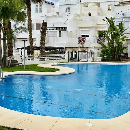 Casaflex, En Con Piscina Privada *